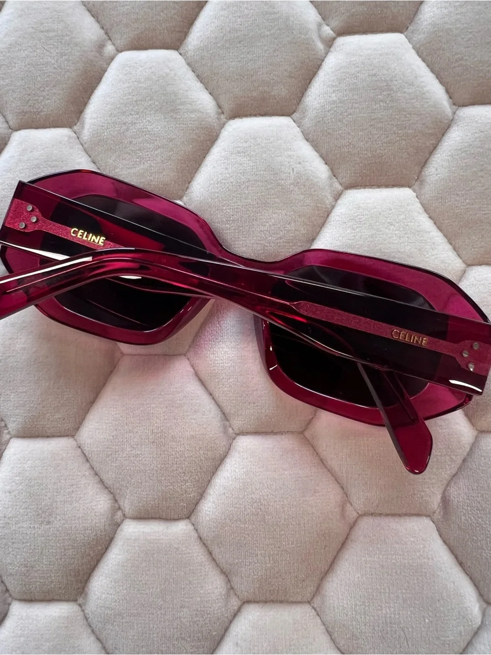 Authentic Celine CL40255l raspberry sunglass - Picture 3 of 7